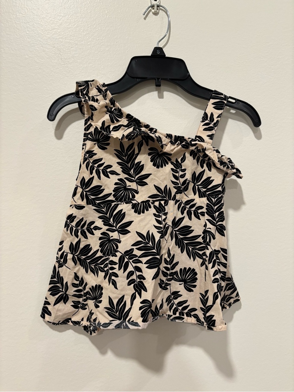 Girls Beige Floral One-Shoulder Top and bottom set